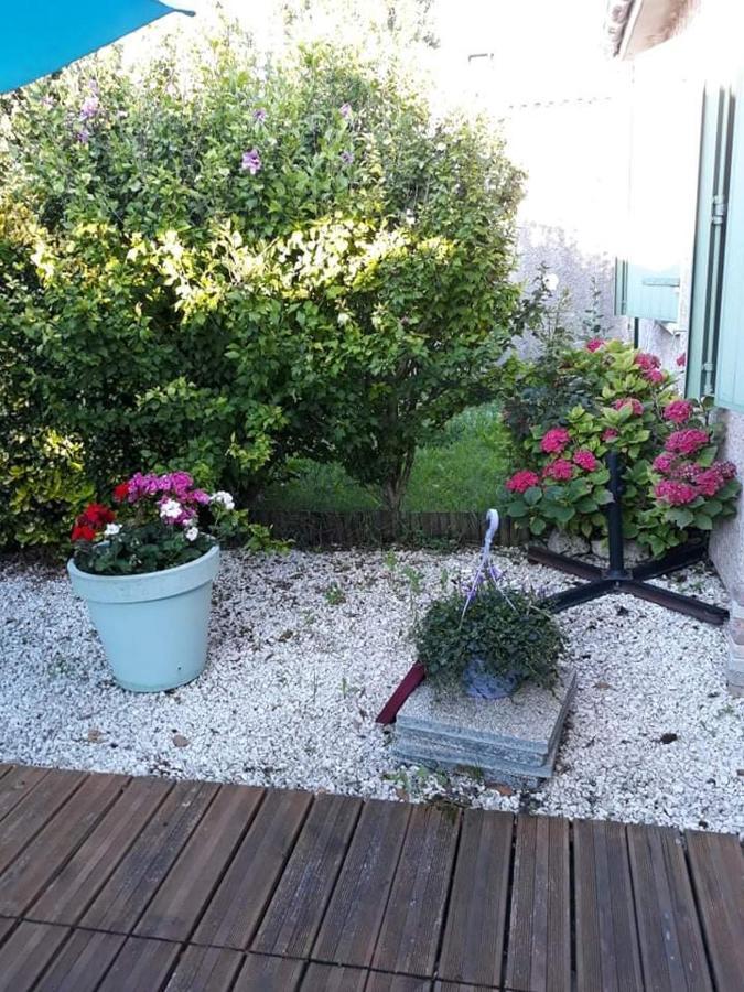 Ocean Campagne Liberte Bed & Breakfast Aigrefeuille-d'Aunis Exterior photo